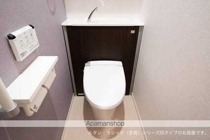 ルミエール・ＫーⅥ[1R/32.23m2]のトイレ