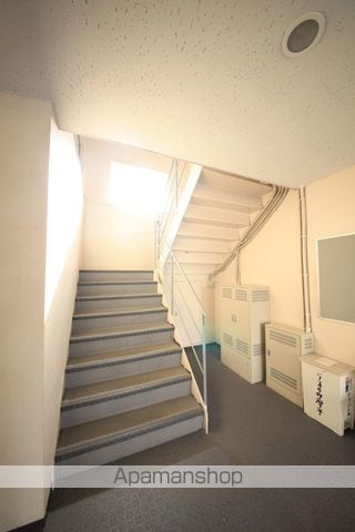 ラフィネ多摩平の内装写真