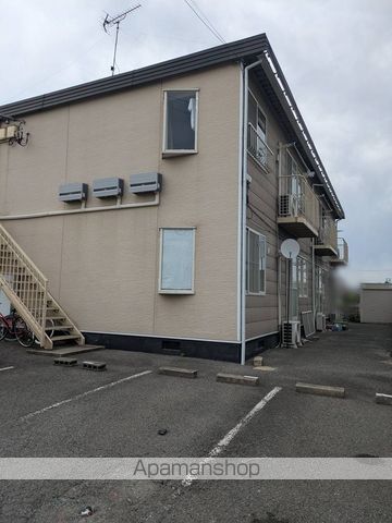 サンシャイン雄町 B棟の外観写真