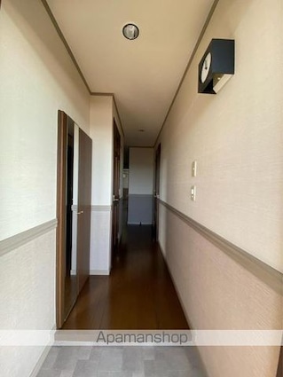 Ｇｒａｎｄ　Ｌａｔｏｕｒ[1LDK/54.45m2]の玄関