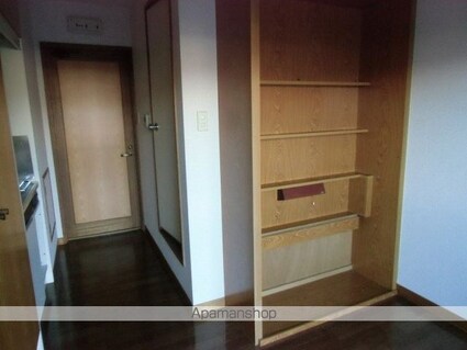 ビュー諏訪湖の森[1R/12.6m2]のリビング・居間