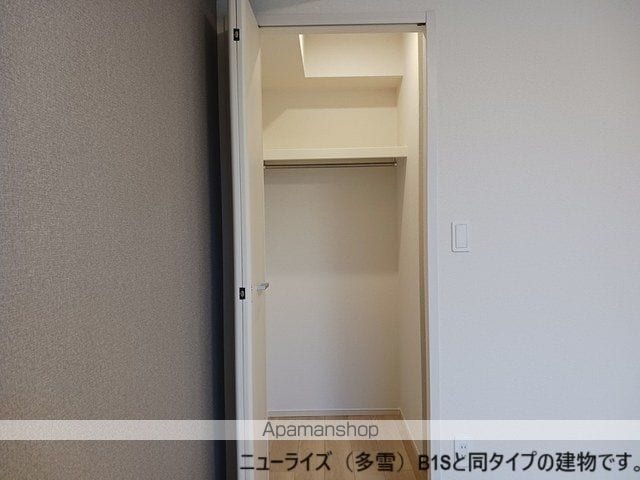 ヒカルサ金沢畝田東Iの内装写真