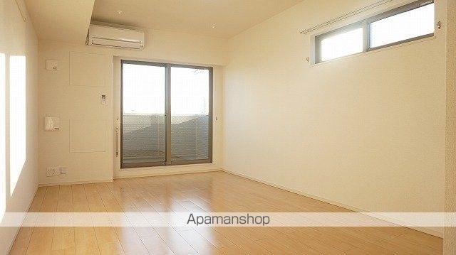 シャンドゥ フルール IVの内装写真