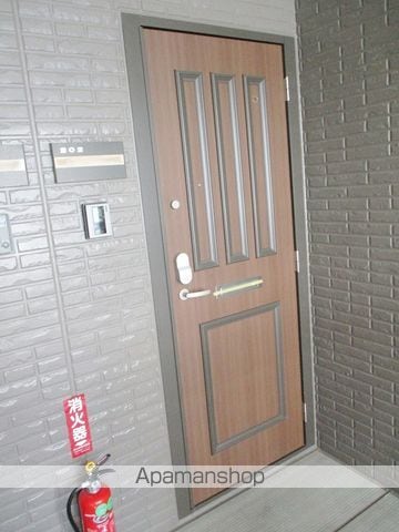 ハピネス白根 ABCの玄関写真