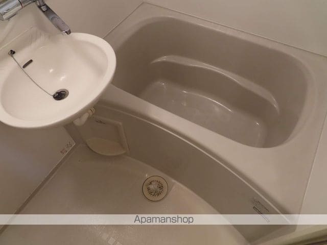 クリスタルの内装写真