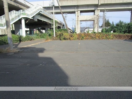 ブレインマンションササキ[1K/25m2]の駐車場