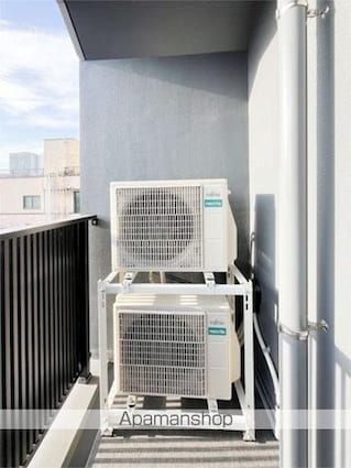 ＺＯＯＭ信濃町[2K/33.9m2]のバルコニー