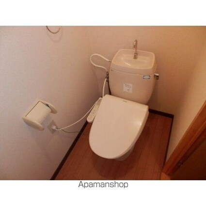 Ｓｕｒｐｌｕｓ　Ｏｎｅアカハネ[1K/28.03m2]のトイレ