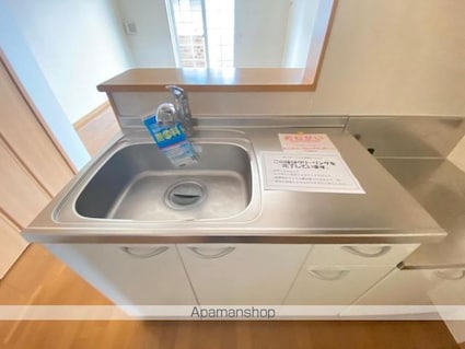 ブライトサンライズＦ[1R/32.9m2]の内装3