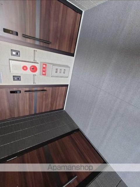 和歌山県海南市重根西２丁目[1LDK/53.26m2]の内装2
