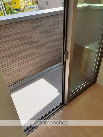 エンブレイスIIIの内装写真
