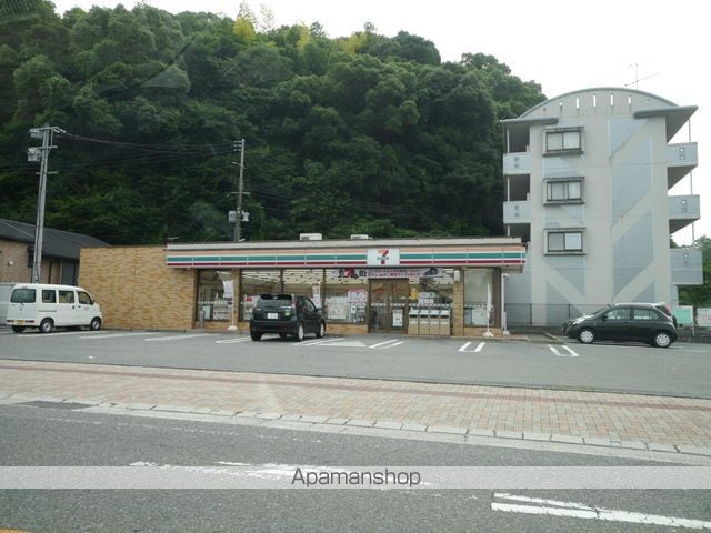 ファインフォレスタ九工大前の周辺写真