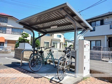 フォレスト里吉[1LDK/42.37m2]の共用部