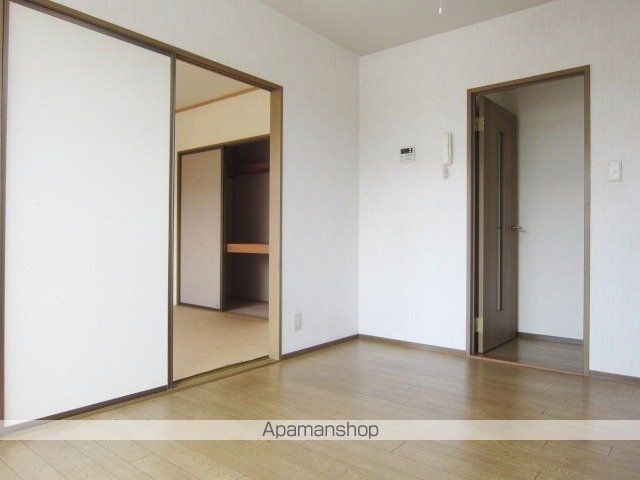 ヴェルジェ塚田の内装写真
