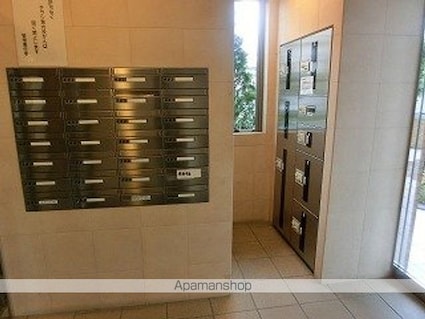 サンヴァーリオ中ノ橋通[4LDK/85.68m2]の共用部1