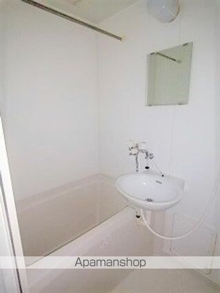 レオパレスメゾン前沖[1K/21.81m2]のバルコニー