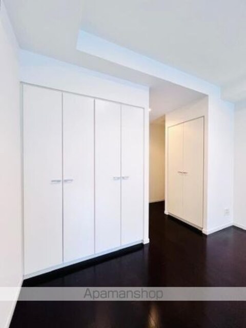 Ｂｒｉｌｌｉａ　ｉｓｔ　三軒茶屋　アイビーテラス[1R/45.27m2]の収納