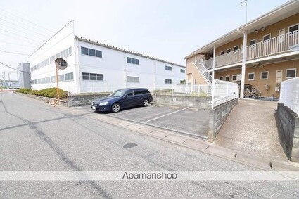 埼玉県八潮市大字垳[2K/39m2]の駐車場4