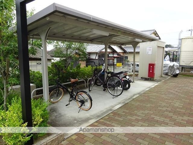 和歌山県和歌山市六十谷[1K/30.96m2]の共用部1