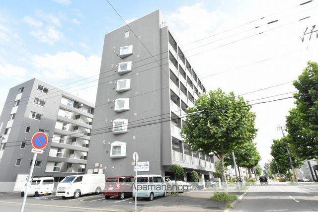 ミルフィオーレ学園前の外観写真