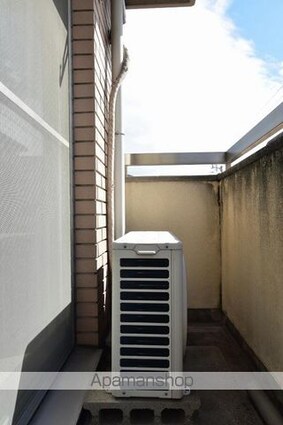 香川県高松市西宝町１丁目[1R/18.3m2]のバルコニー