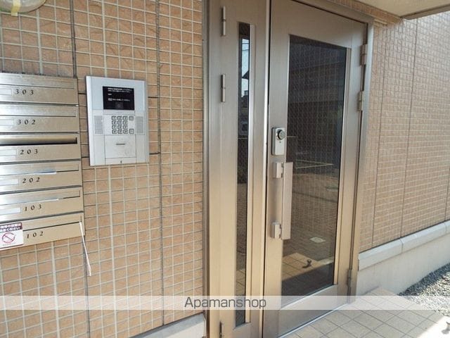 ルミエール手城 C棟の玄関写真