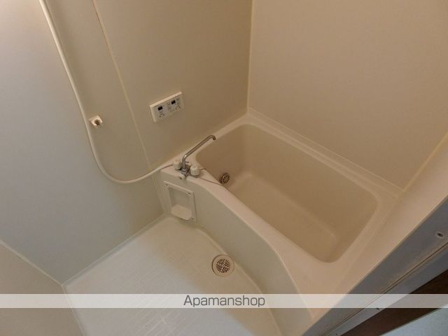 プチラメールの内装写真