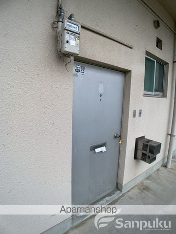 光峰マンションの玄関写真