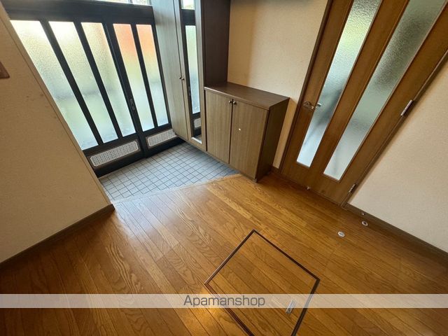 detached 北海道上川郡清水町字旭山21-16
旭山の賃貸情報を見る
物件地図