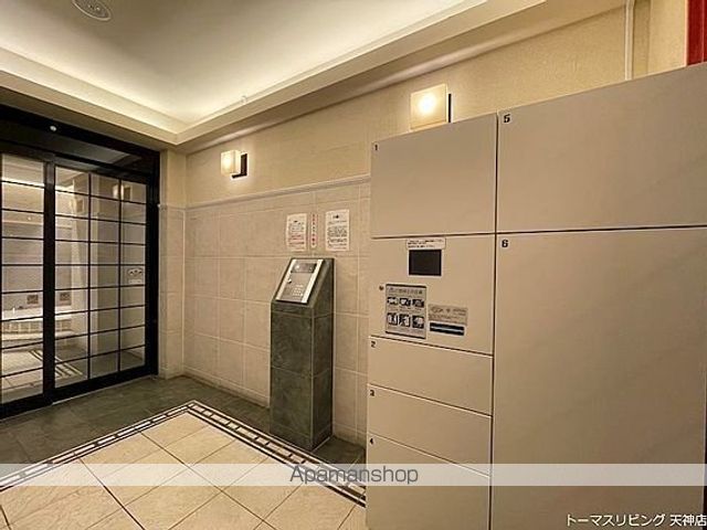 アイセレブ高砂ベネフィスの玄関写真