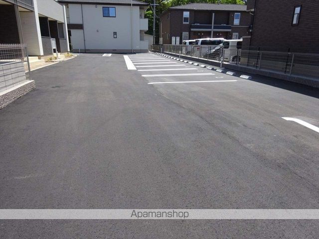 アミティエⅡ[1LDK/45.19m2]の駐車場2