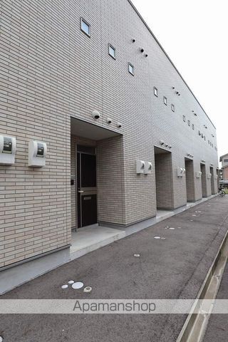 FIRST SQUARE C棟の玄関写真