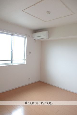 ヴィータ セレーナ IIIの内装写真