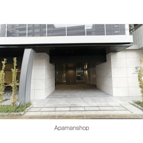 プラウドフラット渋谷富ヶ谷の玄関写真