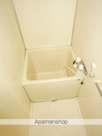 長野県長野市大字安茂里小市[2K/40.6m2]のバス