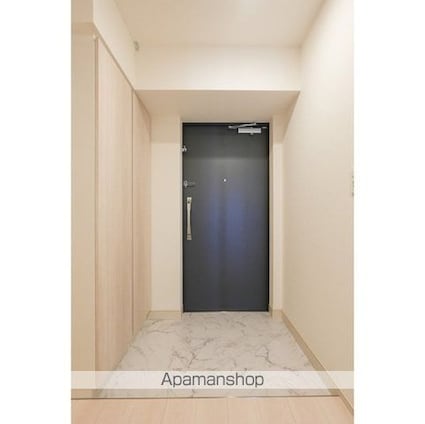 コンフォリア・リヴ豊洲キャナル[3LDK/71.57m2]の玄関