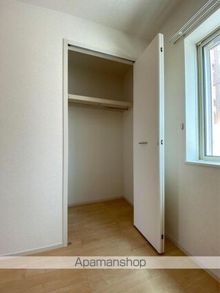 ディス・リヴィエール[2DK/46.18m2]の収納