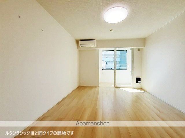 ヒカルサ甲府住吉 サウスの内装写真