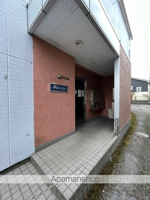 フレーズヴェルグ[1R/17.42m2]のエントランス