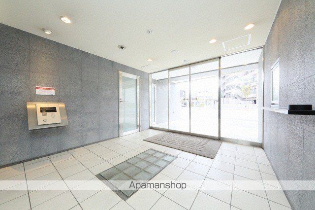 ADEN宮の森の玄関写真