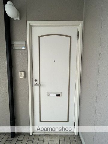 Fragrance Complet B棟の外観写真