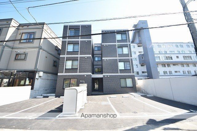 ウィン栄町の外観写真