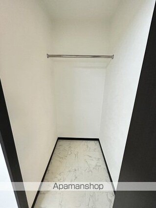 広島県広島市中区小網町[1K/25.4m2]の収納