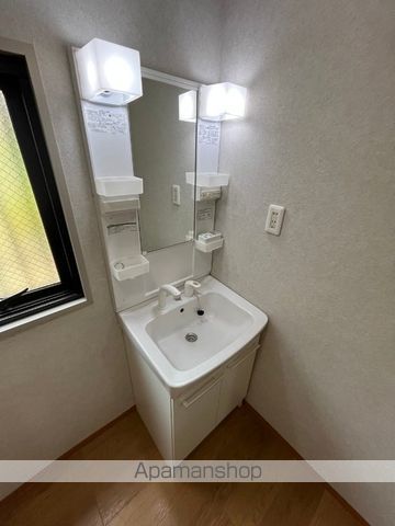 フラット新屋敷の内装写真