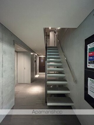 東京都渋谷区初台１丁目[1LDK/36.66m2]の共用部1