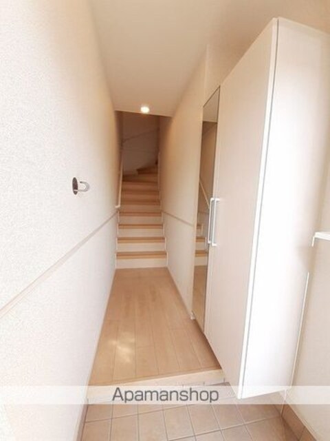 アジュールＢ[2LDK/54.8m2]の玄関