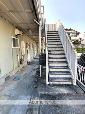 フレグランス90 B棟の玄関写真