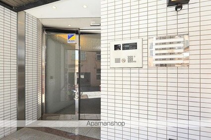 香川県高松市塩屋町[3LDK/59.36m2]のエントランス