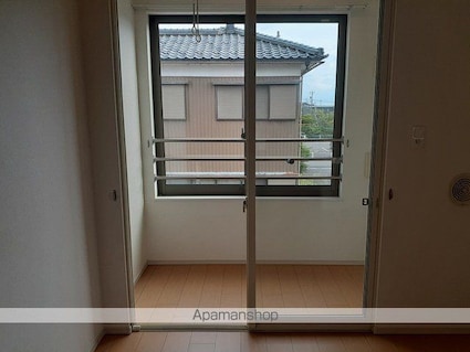 福井県坂井市春江町江留上新町[2DK/55.09m2]の内装
