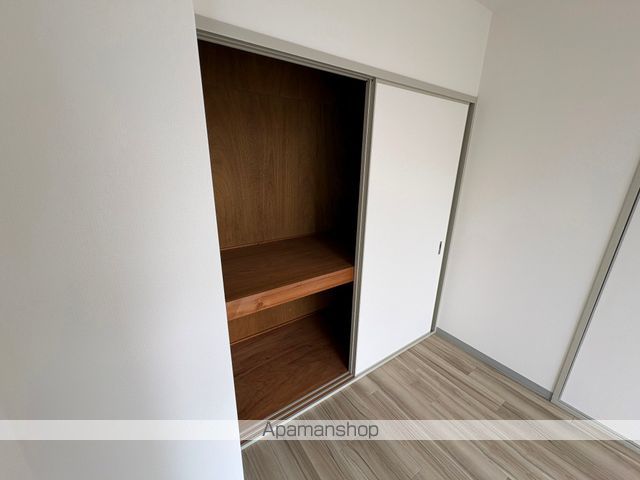 クリオシティーIIIの内装写真